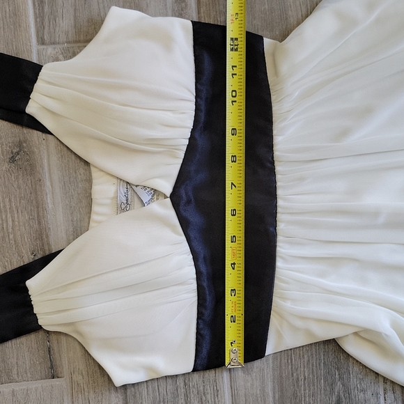 Speechless Black and white flowy dress size S - Picture 3 of 8